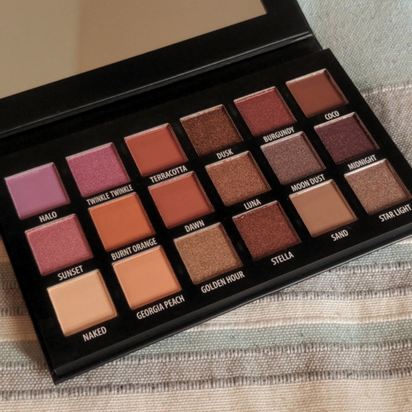 KAB cosmetics - Day + Night palette - Picture 5 of 6